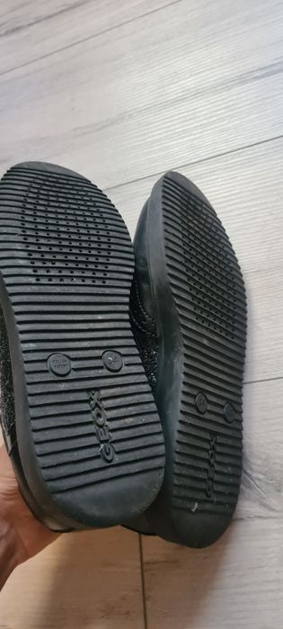 Кожени детски обувки