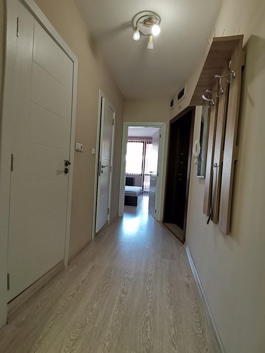 Дава се под наем Двустаен апартамент в Бургас, Братя Миладинови - 65 кв.м за 433.5 € - Снимка #3