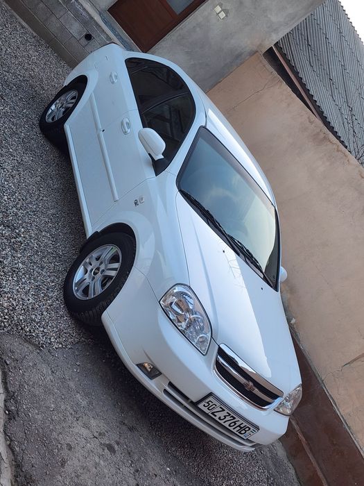 Chevralet lasetti 1.8