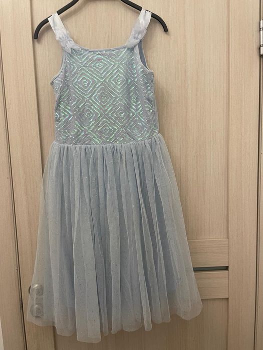 Платье Эльза   h&m