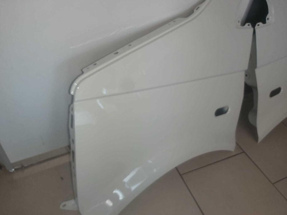 Aripa Fata Dreapta & Stanga VW T5 An 2003-2010 (LB9A (Alb))