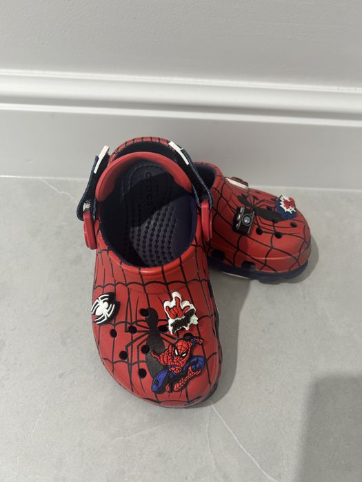 Crocs, marimea 22