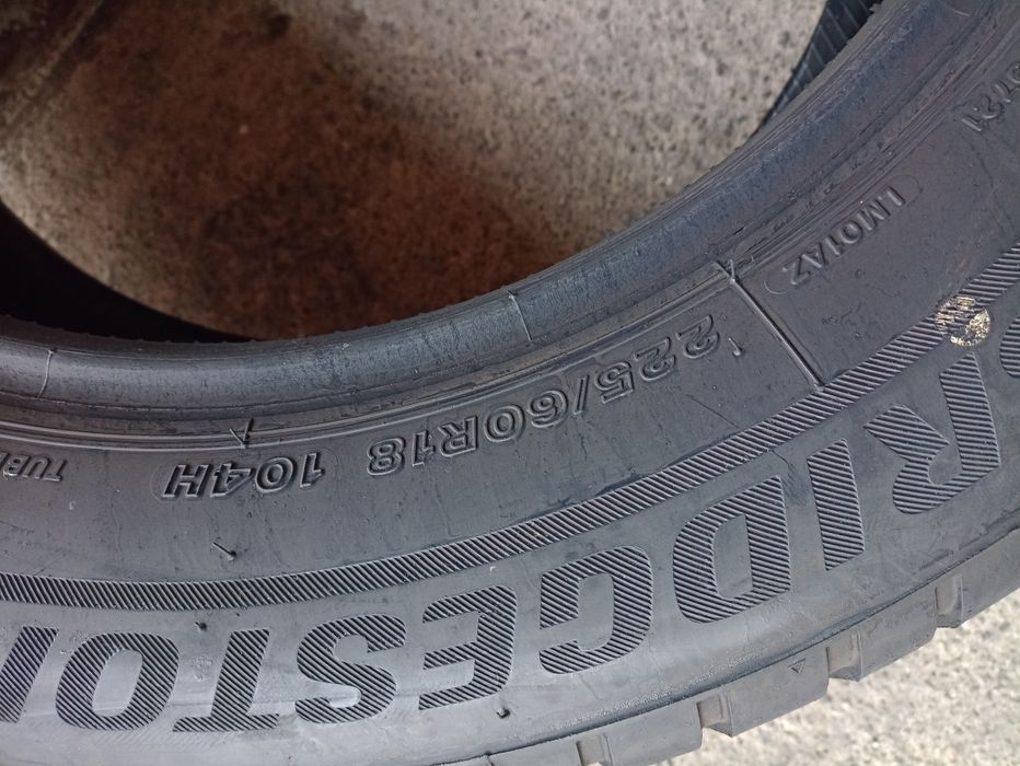 4 anvelope de iarna  ca si noi Bridgestone 225/60 R18 dot 0321