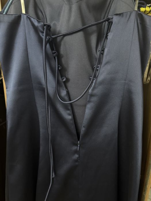 официална рокля с камъни