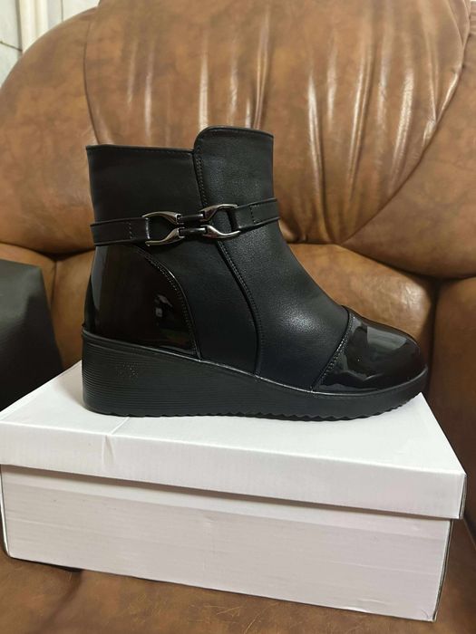 Ghete dama marimea 40