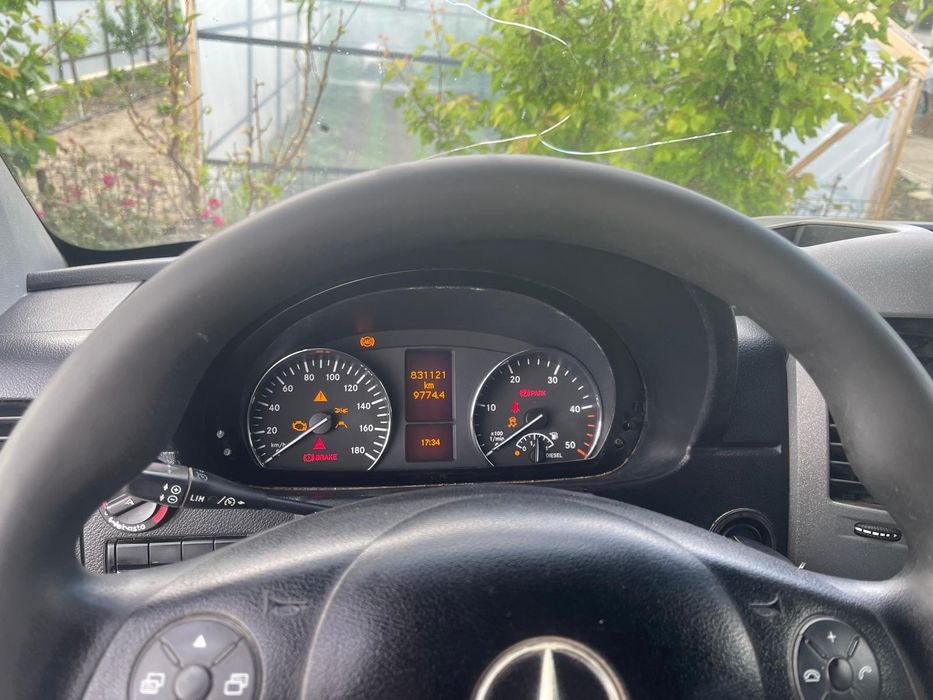 Vând Mercedes Sprinter