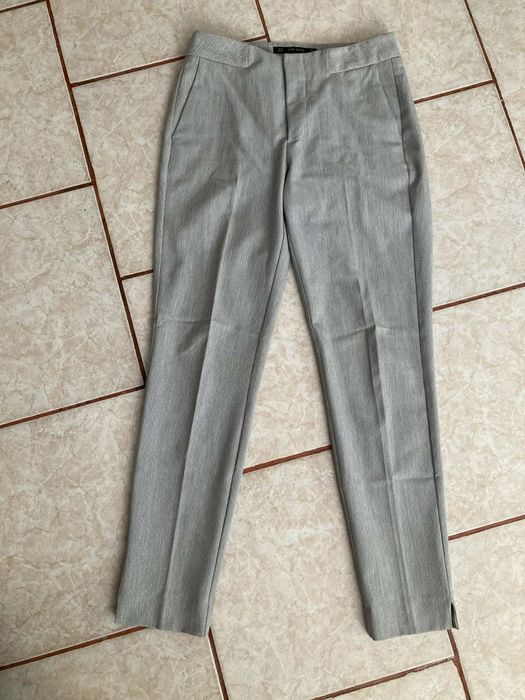 Pantaloni mărimea s