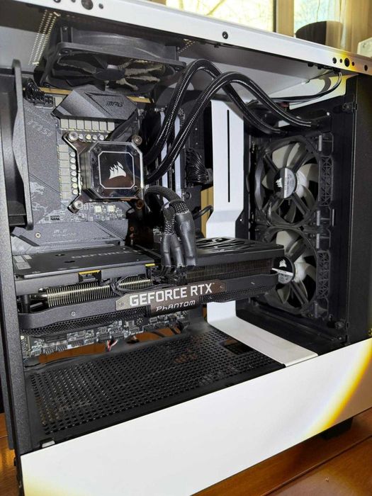 Calculator gaming  i7-10700K RTX 3070 32 GB RAM SSD 1 TB