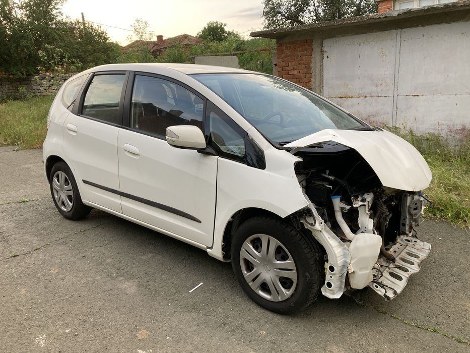Honda Jazz Хонда Джаз 1.4 бензин
