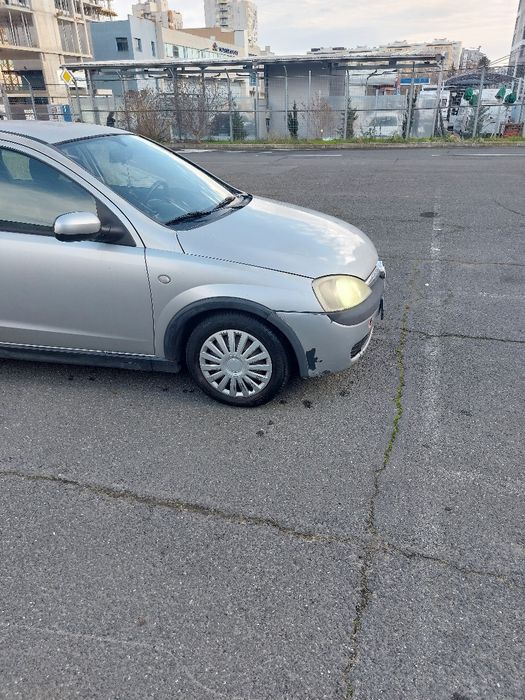 Опел корса в движение