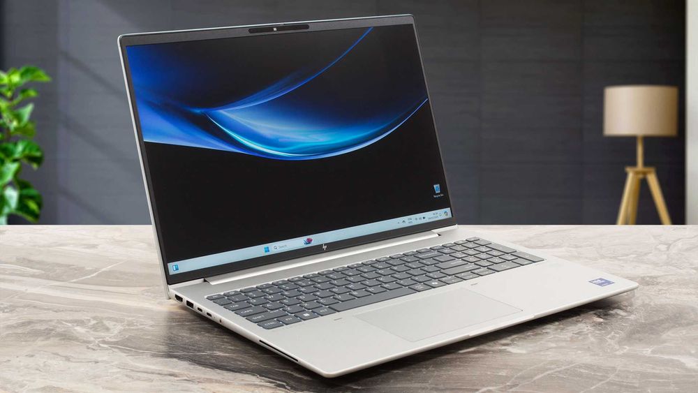 Ultrabook HP Elitebook 660 G11 ULTRA5/16GB/512GB SSD/16inch/35cicluri!