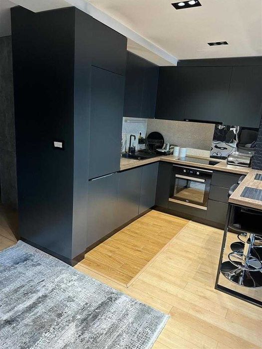 Дава се под наем Двустаен апартамент в Бургас, Център - 60 кв.м за 255 € - Снимка #4