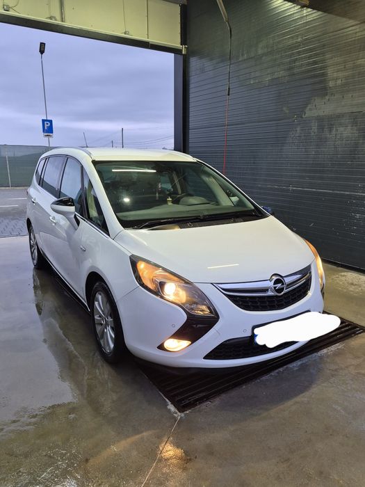 VAND Opel zafira 2012