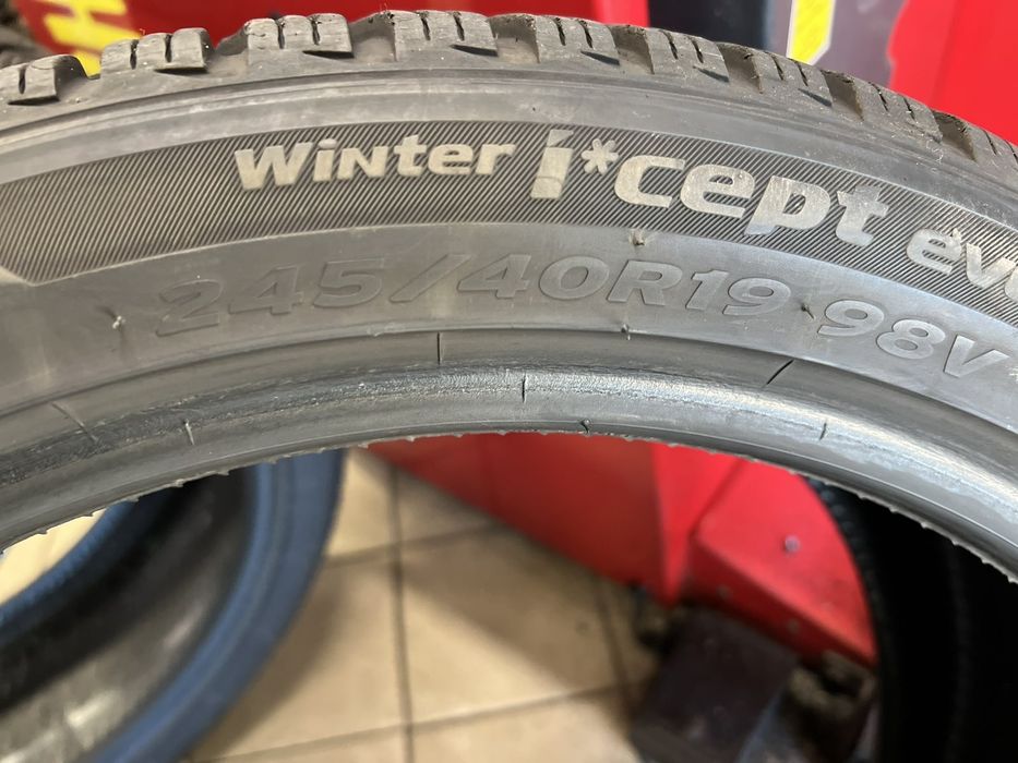 Зимни гуми 245/40 R19 Hankook