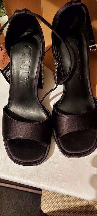 Нови елегантни дамски сандали ONLY №38 – 45 €