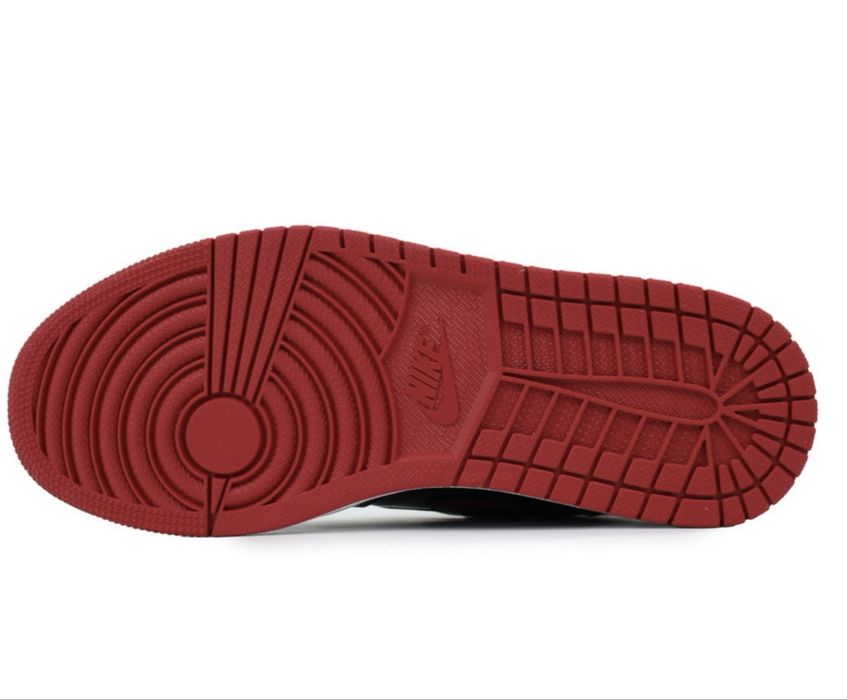 Jordan 1 high Banned