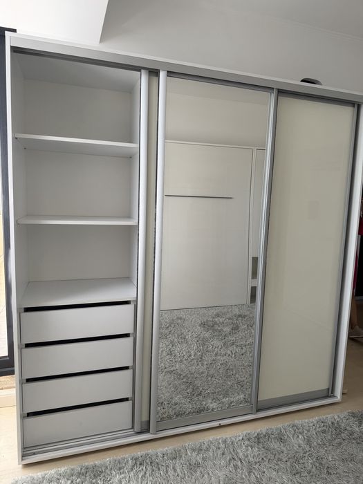 Dulap/dressing usi culisante