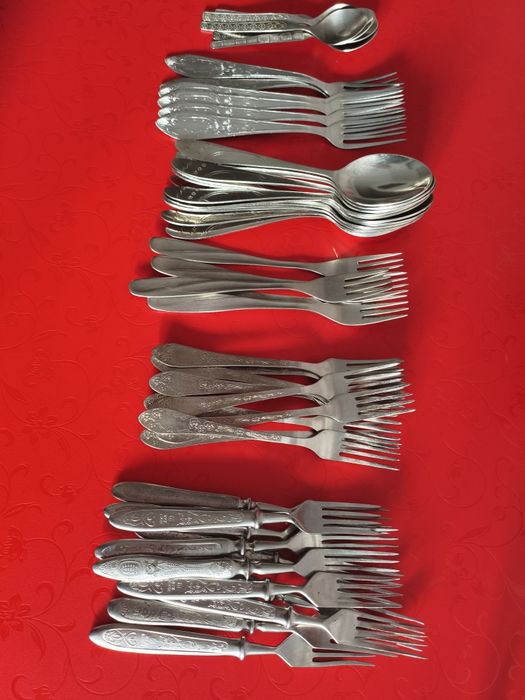 Продам ложки разные