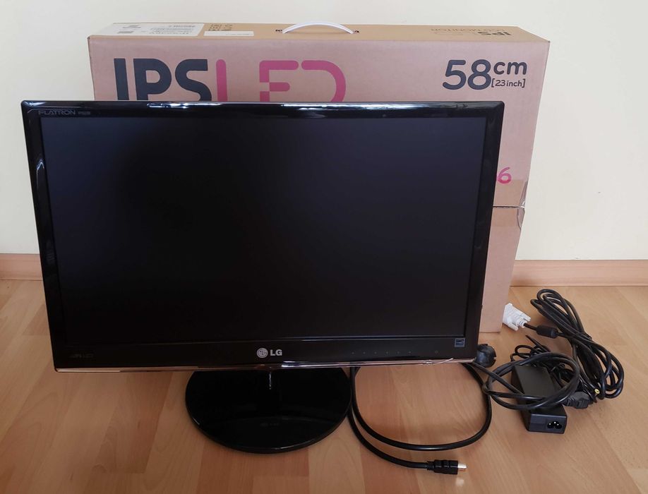 Монитор 23" LG Flatron IPS236V