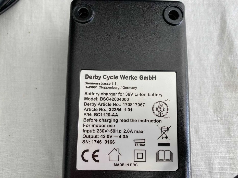 Derby Cycle impulse charger 36V 4A/импулсно зарядно за велосипед