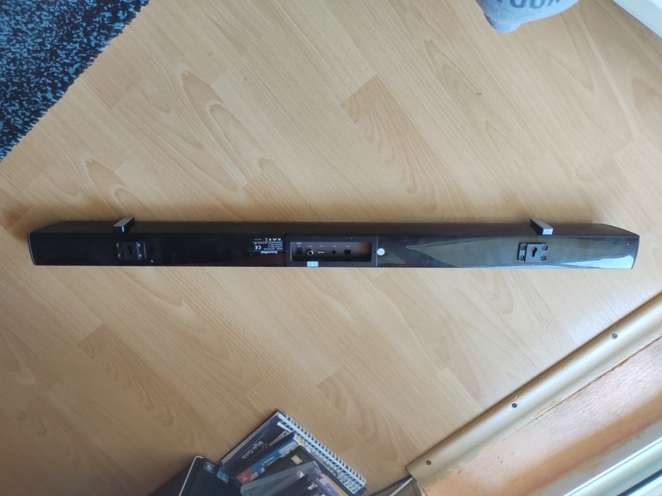 Soundbar 15W x 4 Bluetooth complet aproape nou