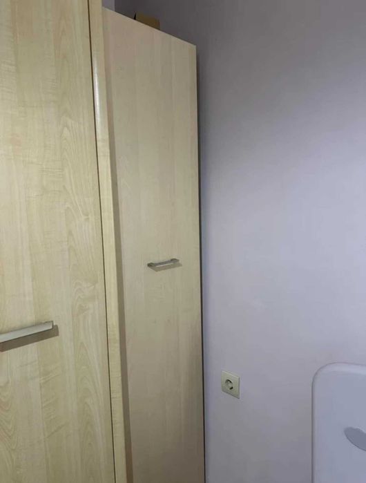 Шкаф размер 190х40х52.5см