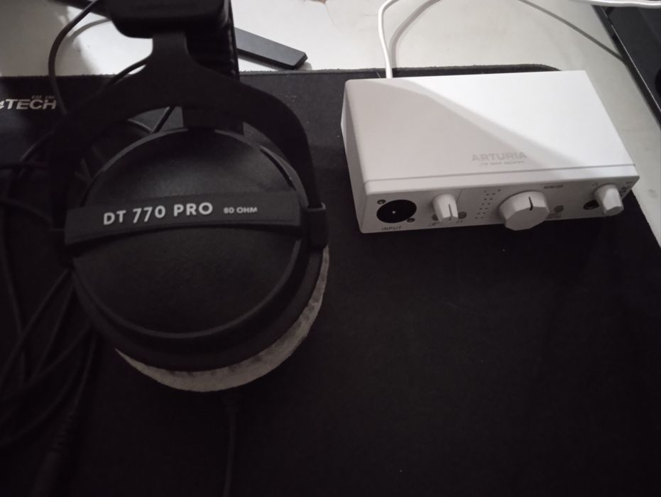 Beyerdynamic DT 770 PRO + Minifuse 1