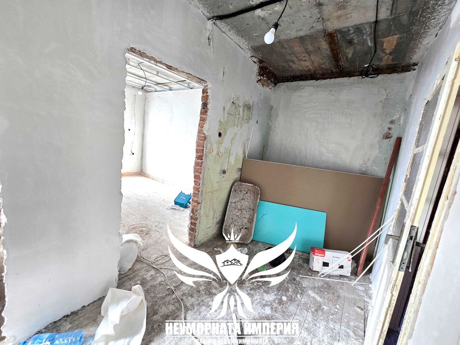 Продава се Тристаен апартамент в Асеновград - 90 кв.м за 1723 €/кв.м - Снимка #11