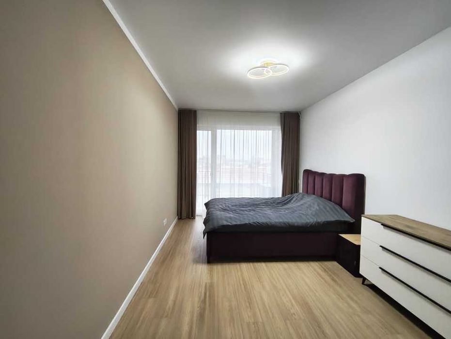Apartament modern de inchiriat, Scala, parcare