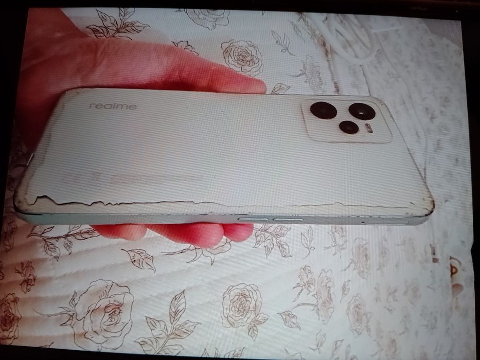 Смартфон Realme C35