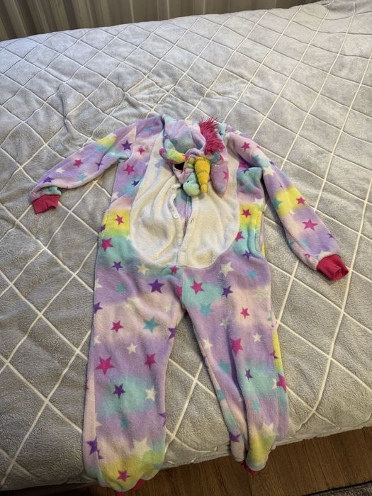 Продам пижаму тёплую единорог