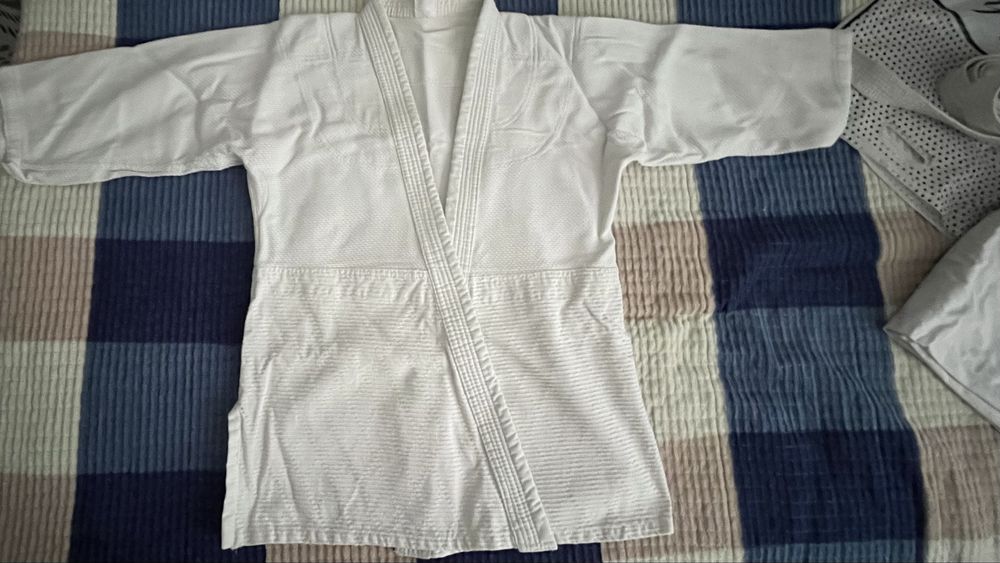 Продам кимоно для детей