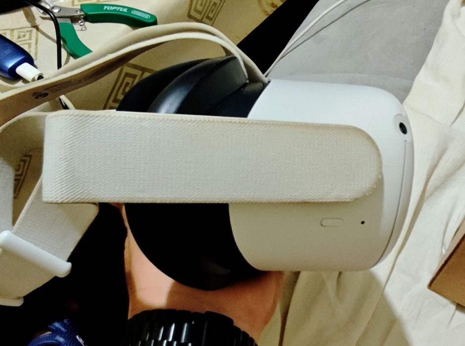 VR Очила Oculus Guest 2 120 GB