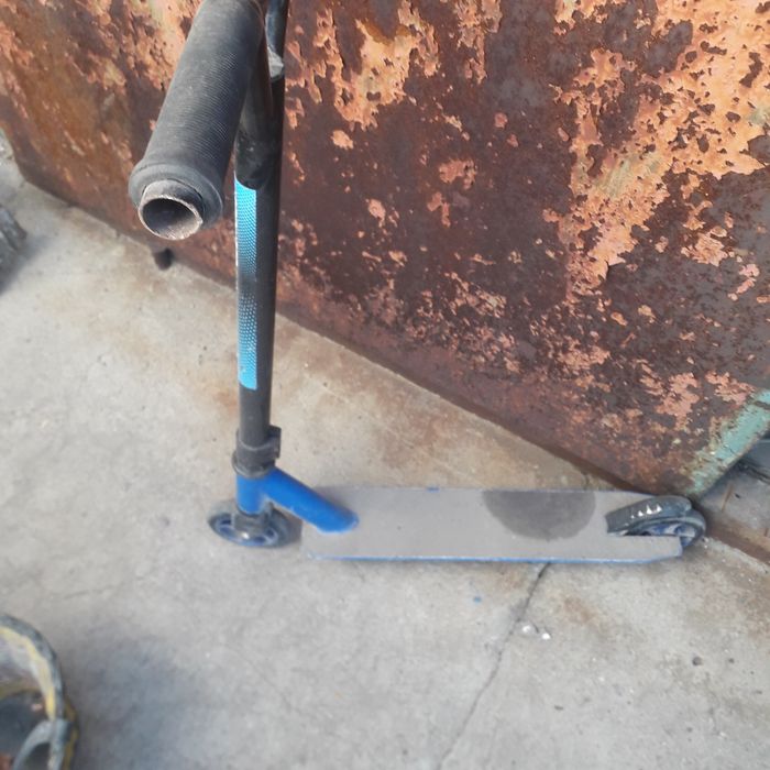 Продаю самокат норм