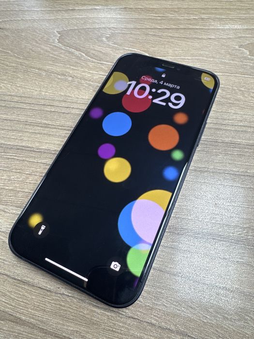 Продам iPhone 12