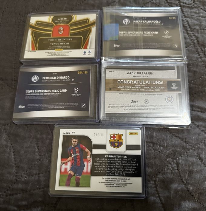 Футболни карти с парче от екип patch relic Topps Panini