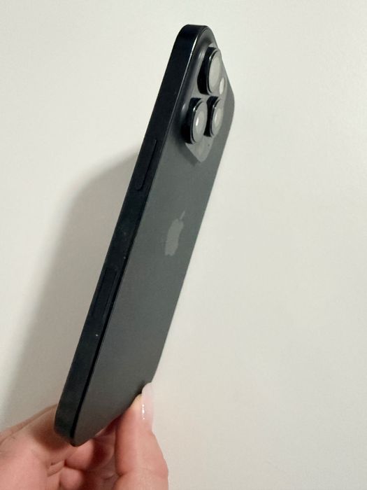 iPhone 16 pro 256 gb