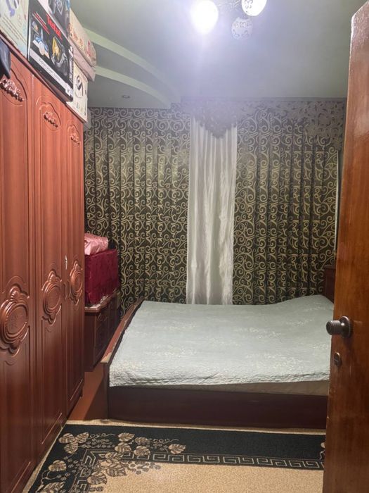 Продается квартира 2 х комнотная 1 этаж срочно Торг уместен