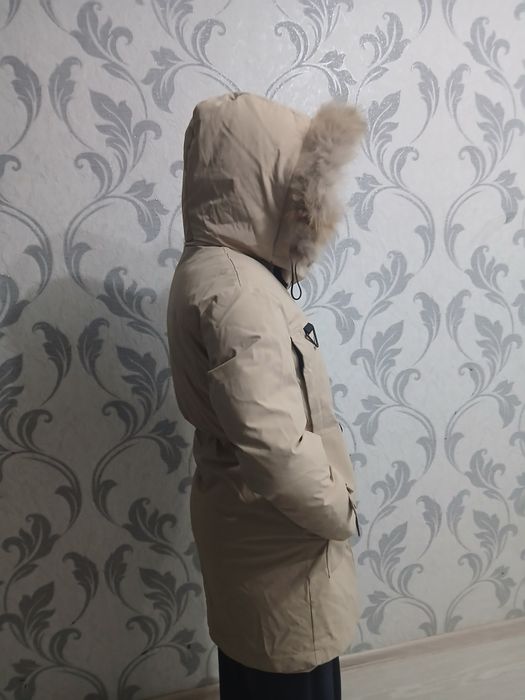 Продается зимная куртка для подростока