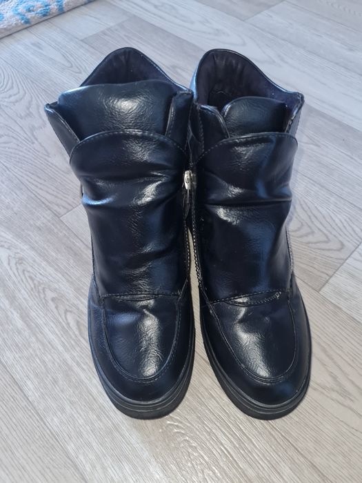 Ботинки женские осенние