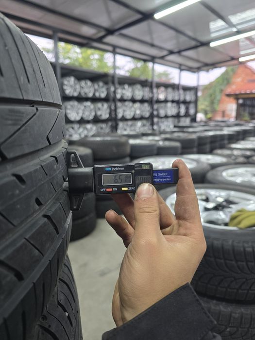 2 Броя 235/55/18 Hankook 6,5mm