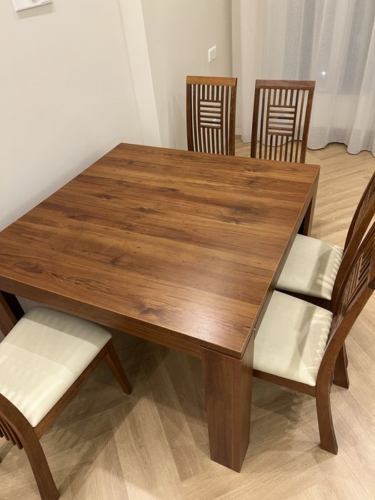 Продам стол со стульями