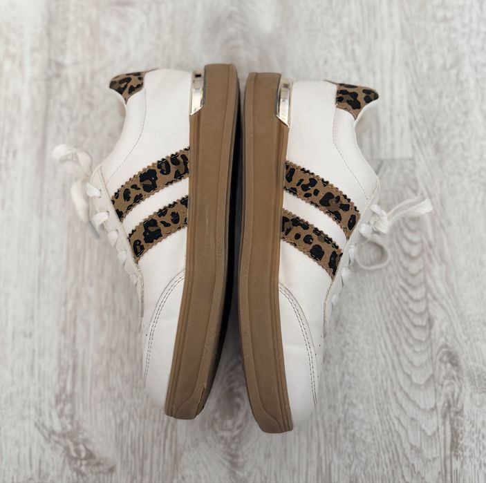 Lipsy adidasi marimea 3 UK (35,5 - 36)