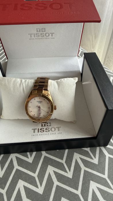 Часовник Tissot, дамски