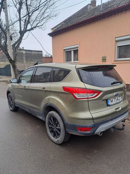 Vând Ford Kuga an 2014 cutie automata defectă