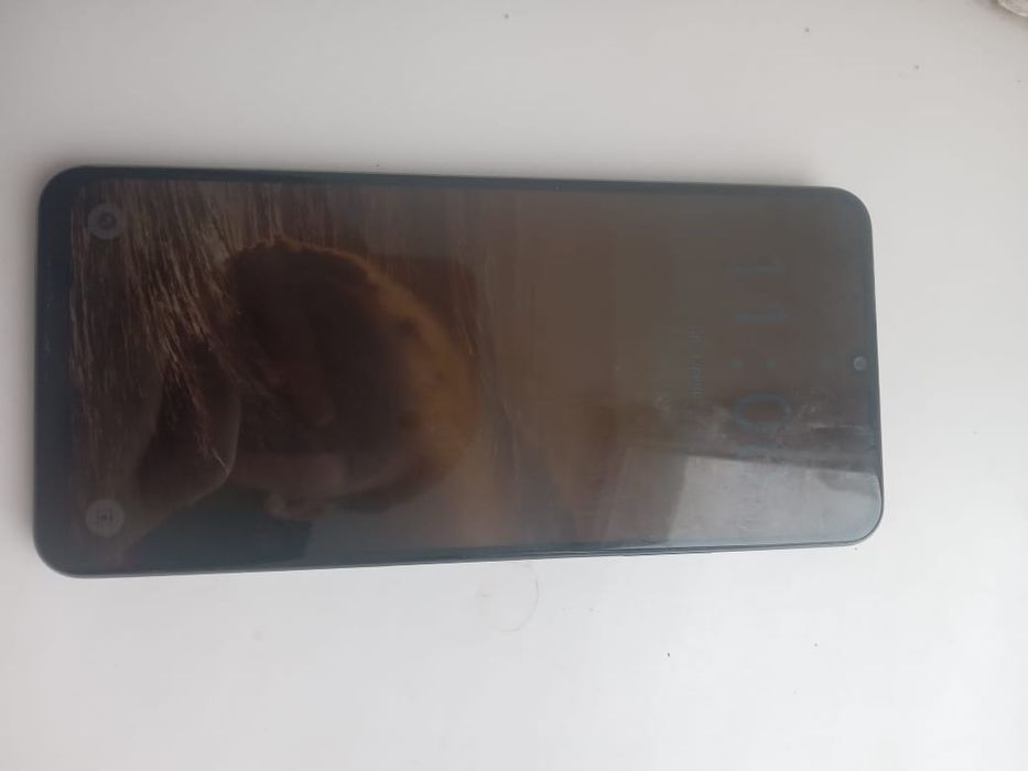 Продам realmi note 50