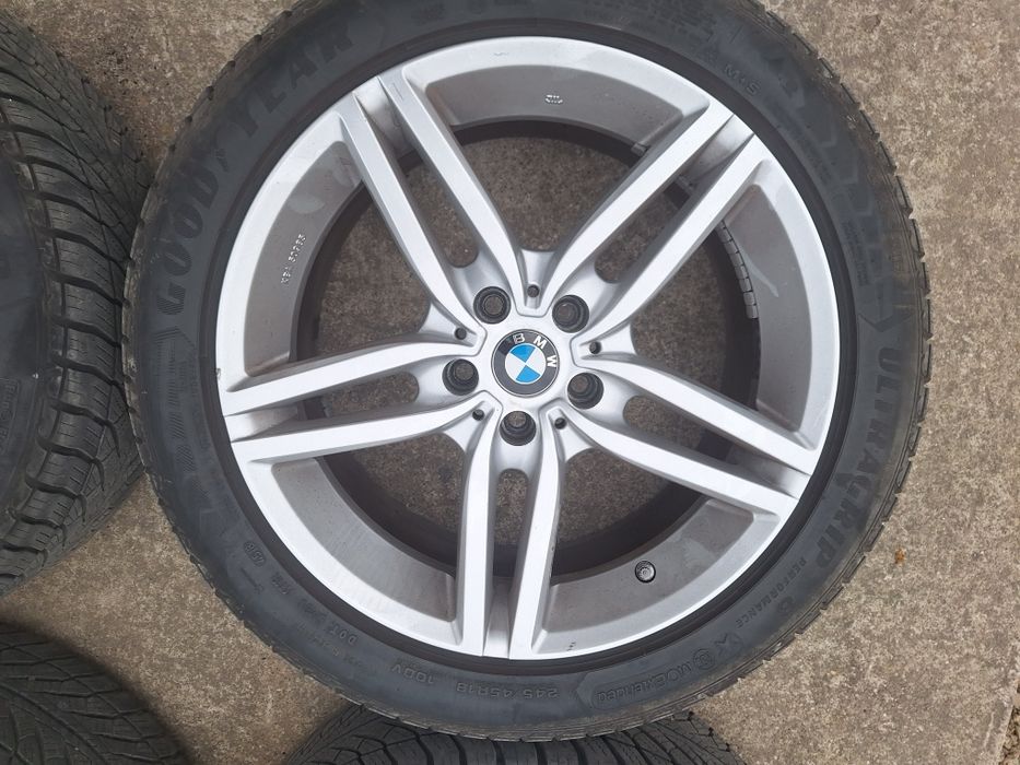 Jante aliaj 19 inch 

Diametru inch : 20

Distanta intre prezoane : 5x