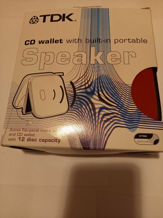 Калъф за компактдискове с вградена колонка TDK
Кутийка за 12 диска