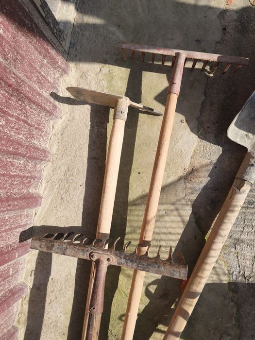 Продаю грабли и тряпки