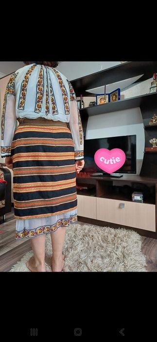 Costum popular vintage